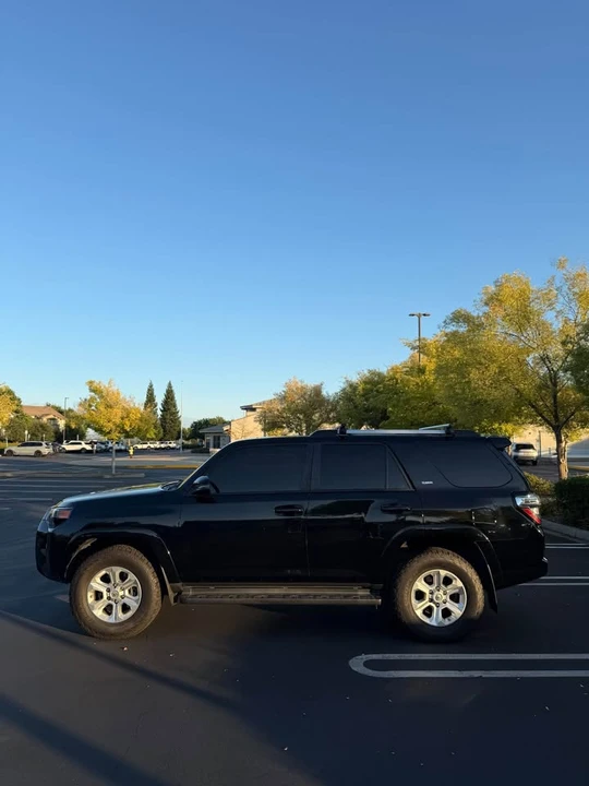 2019 Toyota 4Runner 5th Gen - Image 4 of 13