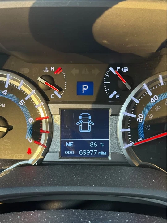 2019 Toyota 4Runner 5th Gen - Image 10 of 13