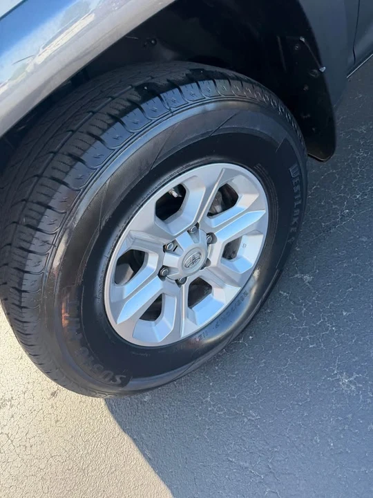 2019 Toyota 4Runner 5th Gen - Image 4 of 14
