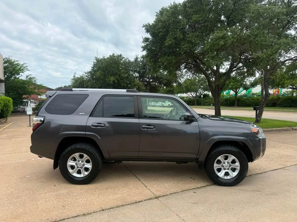 2019 Toyota 4Runner 5th Gen - Image 4 of 19