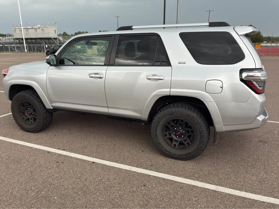 2019 Toyota 4Runner 5th Gen - Image 3 of 4