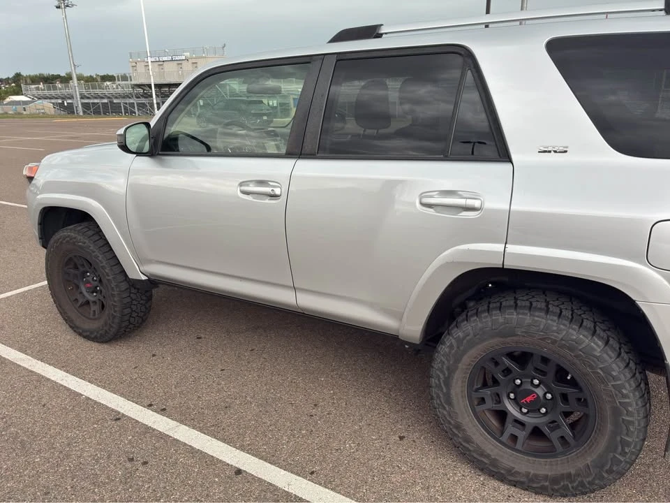 2019 Toyota 4Runner 5th Gen - Image 4 of 4