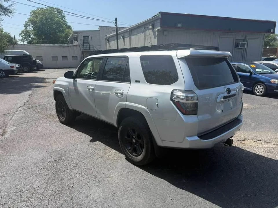 2019 Toyota 4Runner 5th Gen - Image 4 of 10