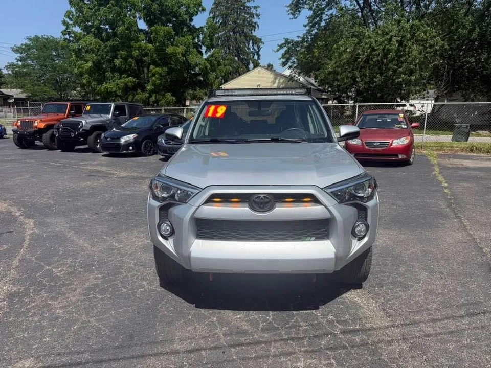 2019 Toyota 4Runner 5th Gen - Image 2 of 10