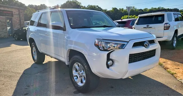 2019 Toyota 4Runner SR5 Sport Utility 4D