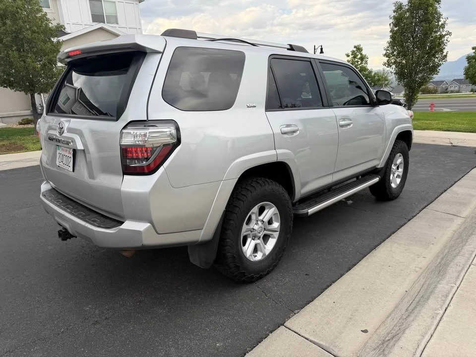 2019 Toyota 4Runner 5th Gen - Image 6 of 11