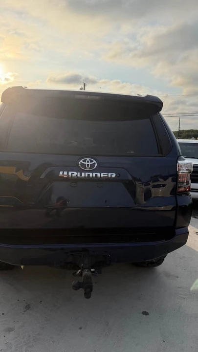 2019 Toyota 4Runner 5th Gen - Image 4 of 8