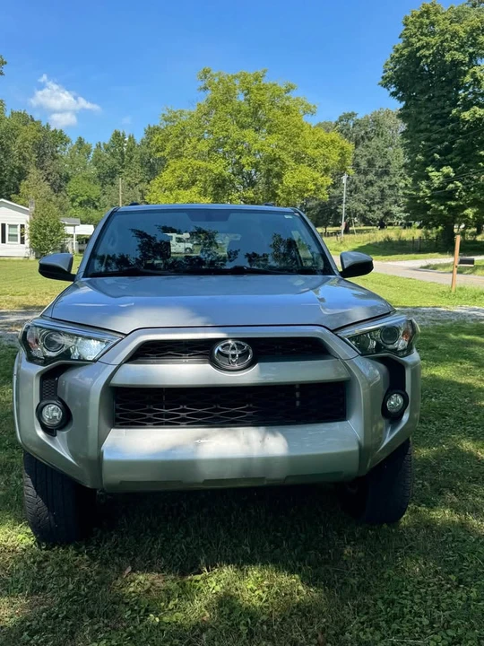 2019 Toyota 4Runner 5th Gen - Image 2 of 10