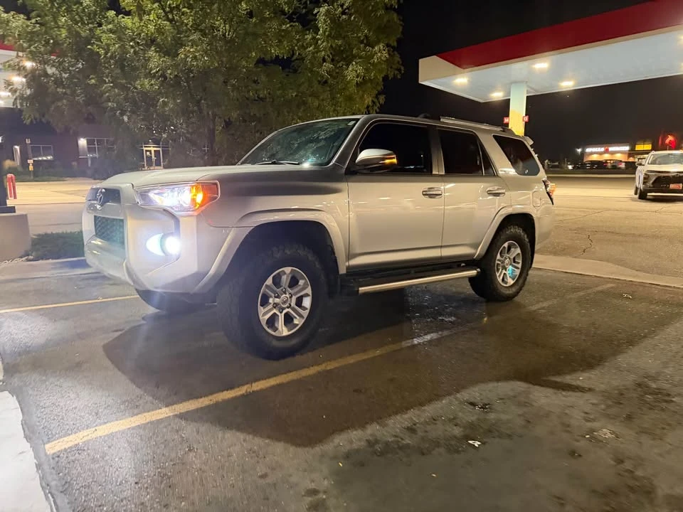 2019 Toyota 4Runner 5th Gen - Image 3 of 11