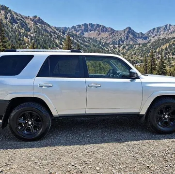 2019 Toyota 4Runner SR5 Sport Utility 4D
