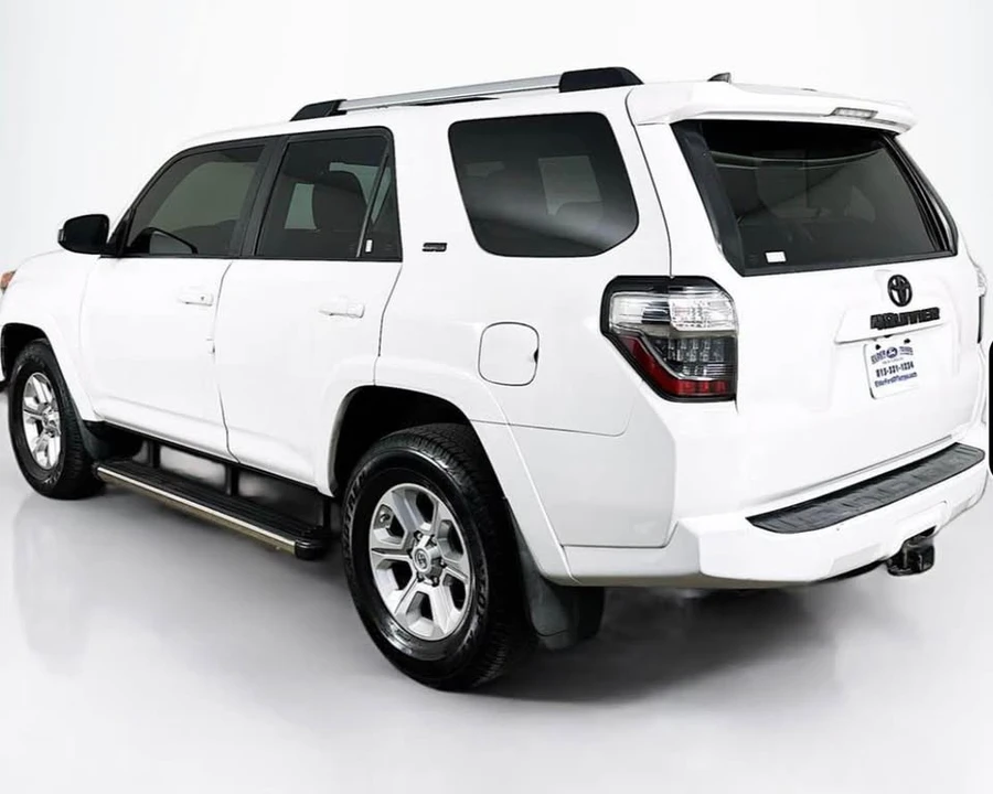 2019 Toyota 4Runner 5th Gen - Image 5 of 12