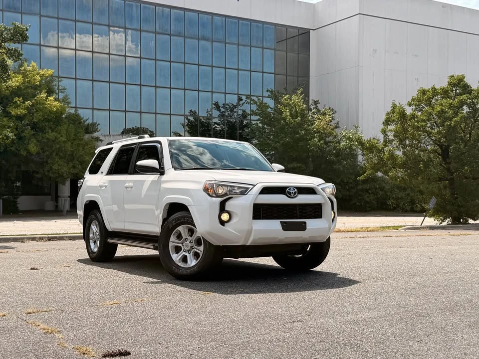 2019 Toyota 4Runner 5th Gen - Image 2 of 20