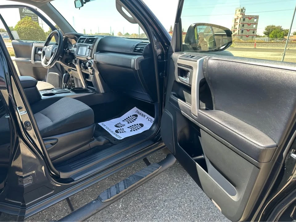 2019 Toyota 4Runner 5th Gen - Image 19 of 20