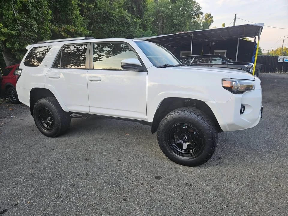 2019 Toyota 4Runner 5th Gen - Image 2 of 7