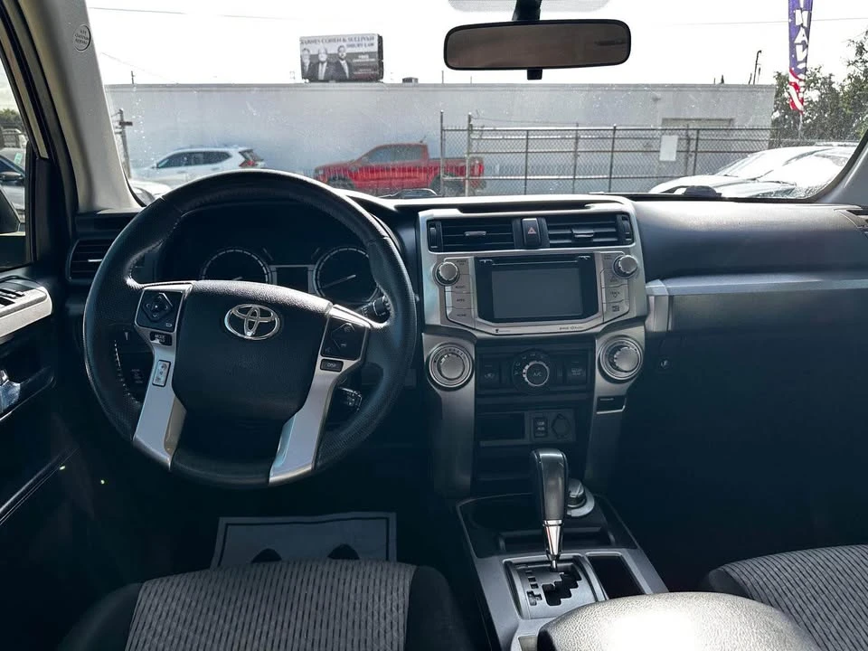 2019 Toyota 4Runner 5th Gen - Image 7 of 10