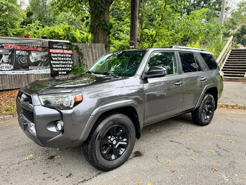 2019 Toyota 4Runner 5th Gen - Image 3 of 17