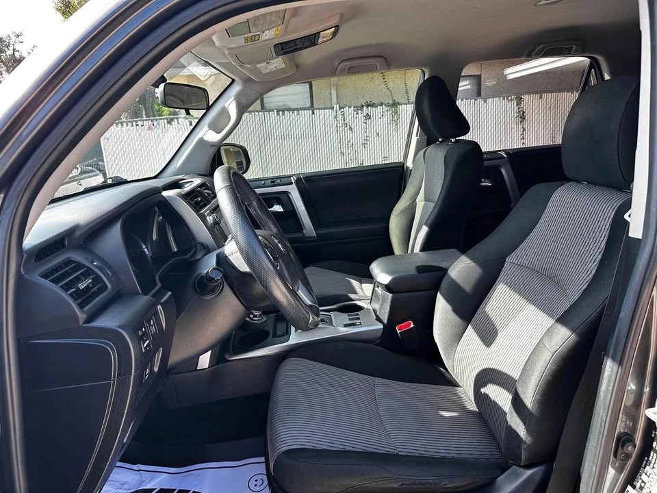 2019 Toyota 4Runner 5th Gen - Image 6 of 10