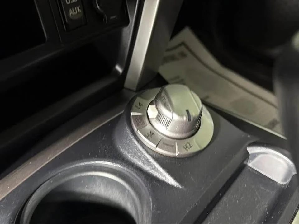 2019 Toyota 4Runner 5th Gen - Image 9 of 13