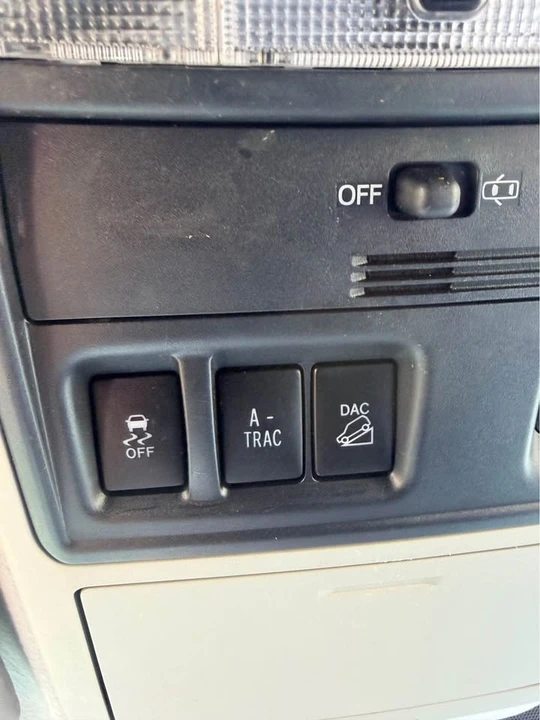 2019 Toyota 4Runner 5th Gen - Image 10 of 17