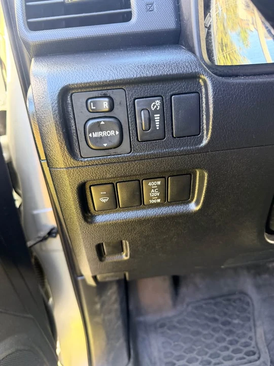 2019 Toyota 4Runner 5th Gen - Image 11 of 17