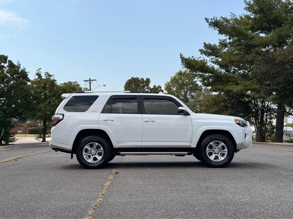 2019 Toyota 4Runner 5th Gen - Image 3 of 20