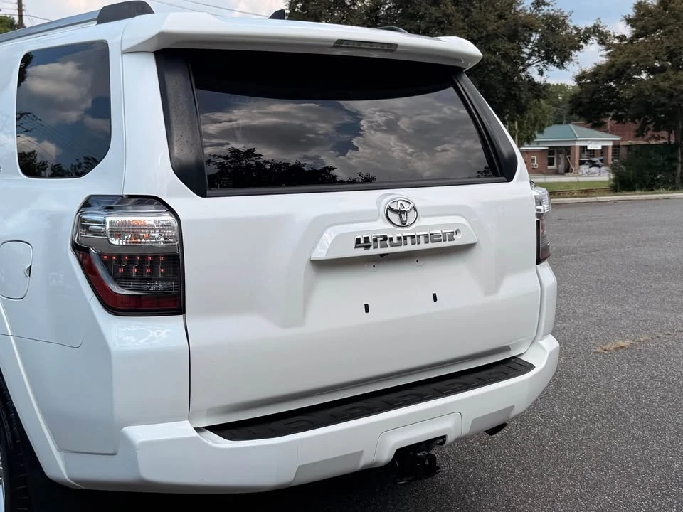 2019 Toyota 4Runner 5th Gen - Image 10 of 20