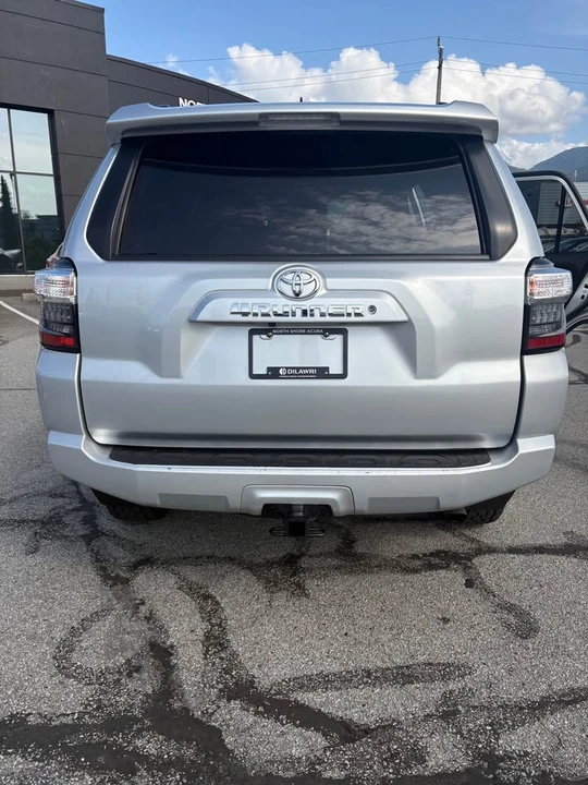 2019 Toyota 4Runner 5th Gen - Image 5 of 20