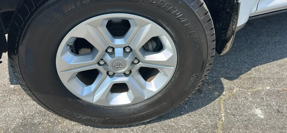 2019 Toyota 4Runner 5th Gen - Image 9 of 20