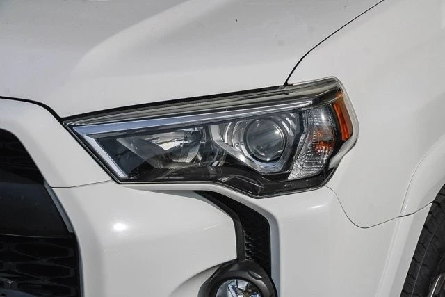 2019 Toyota 4Runner 5th Gen - Image 3 of 12