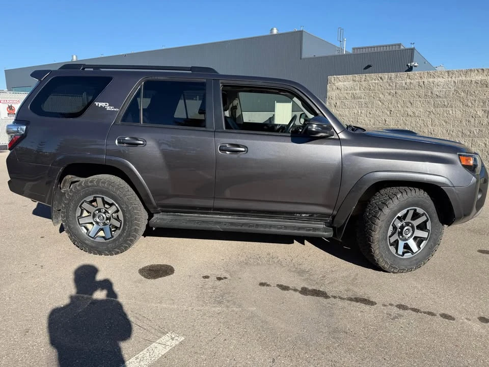 2019 Toyota 4Runner 5th Gen - Image 4 of 20
