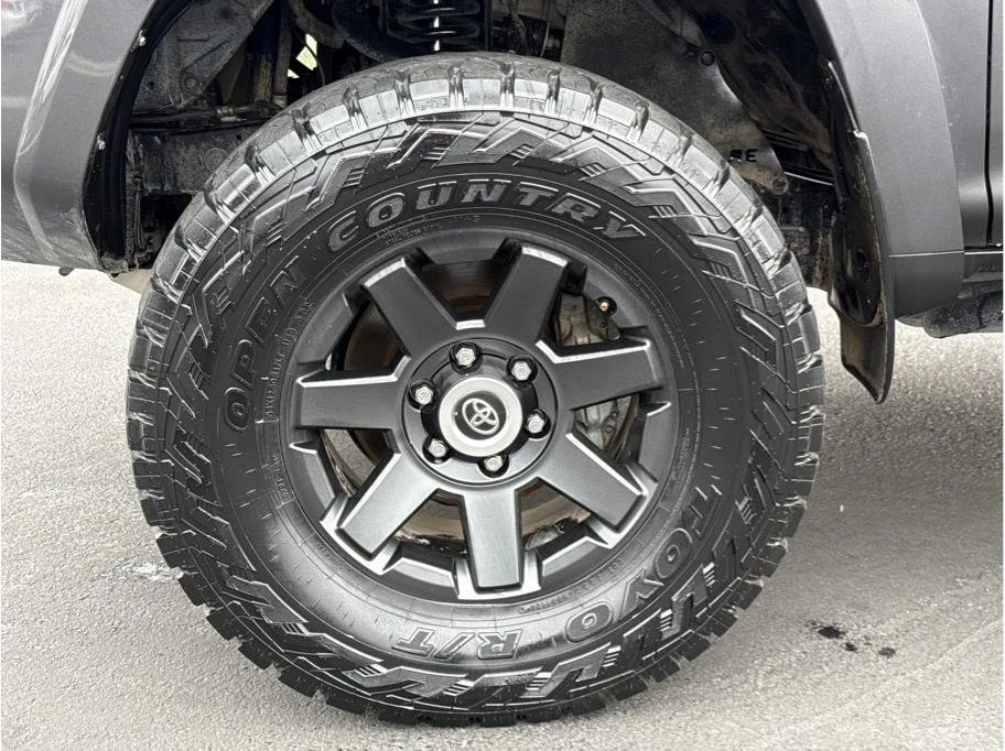 2019 Toyota 4Runner 5th Gen - Image 13 of 20