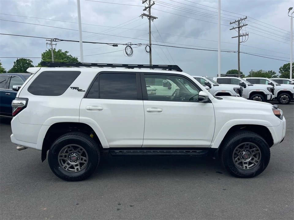 2019 Toyota 4Runner 5th Gen - Image 6 of 12