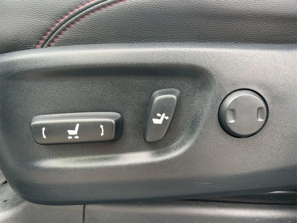 2019 Toyota 4Runner 5th Gen - Image 10 of 12