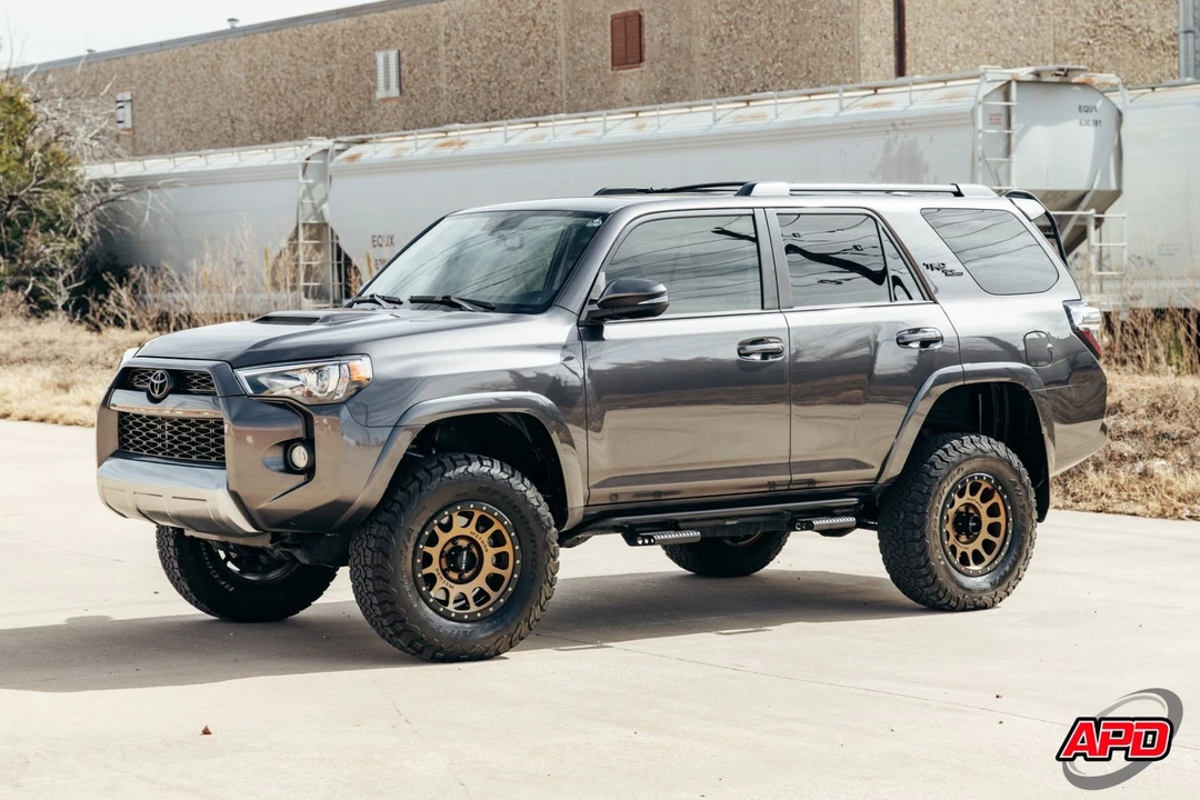 2019 Toyota 4Runner 5th Gen - Image 10 of 12