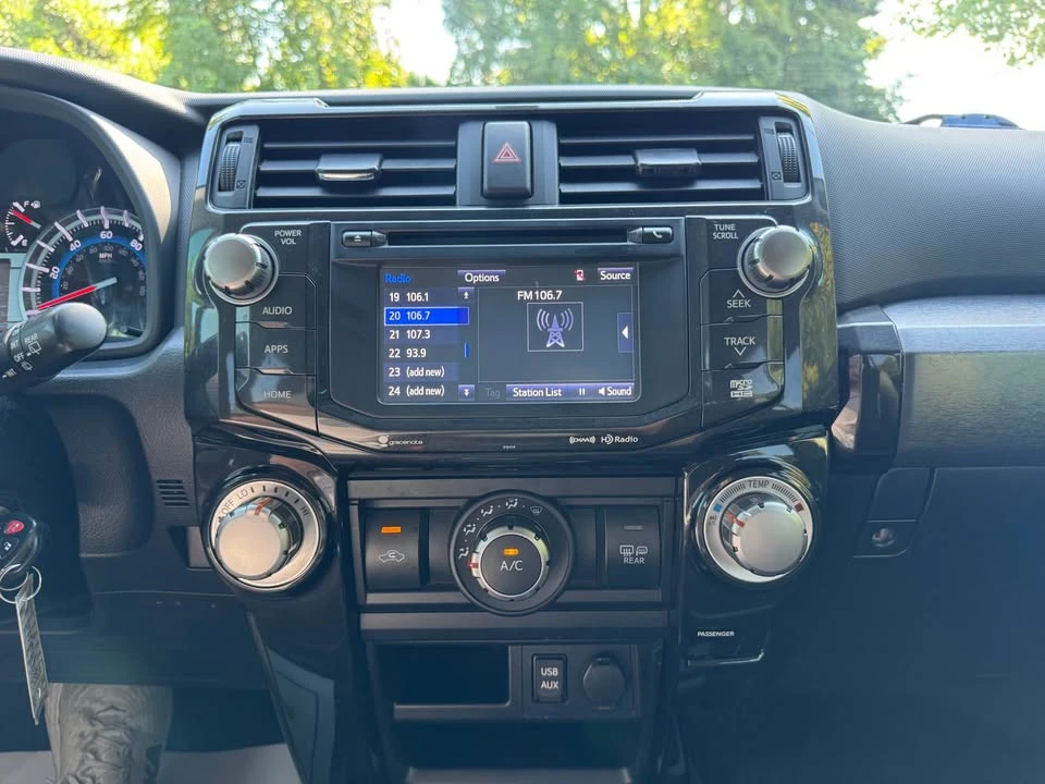 2019 Toyota 4Runner 5th Gen - Image 9 of 11