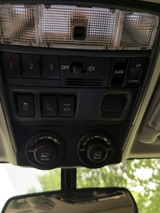 2019 Toyota 4Runner 5th Gen - Image 13 of 15