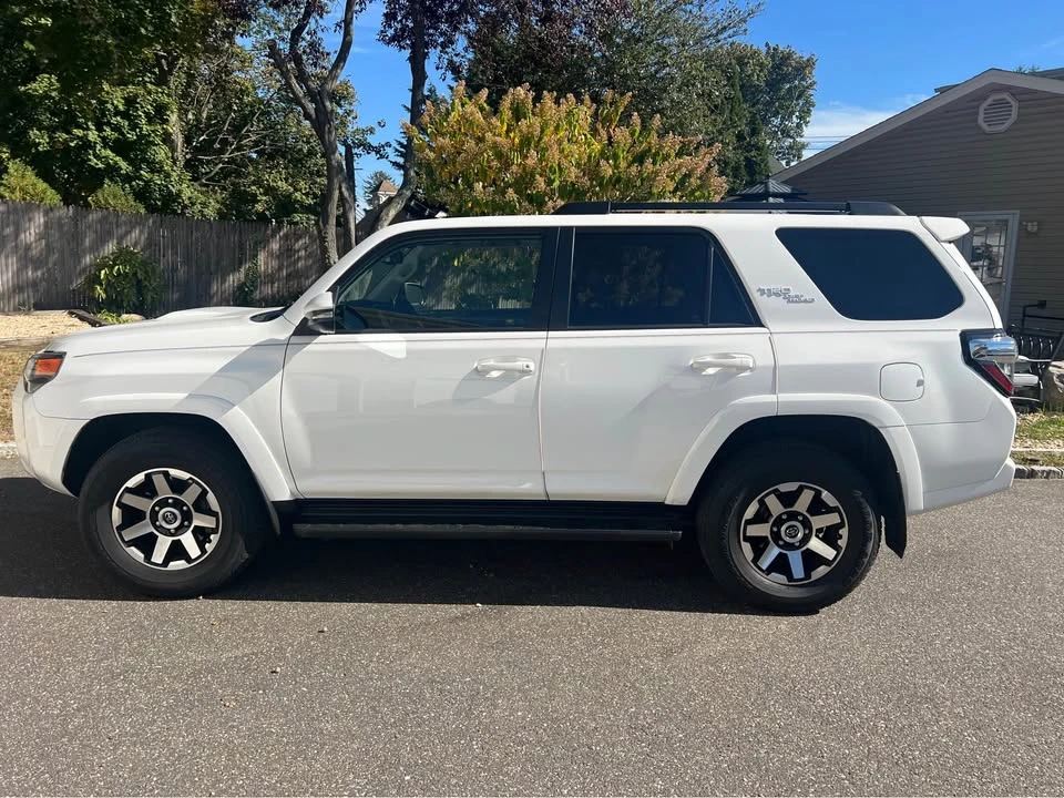 2019 Toyota 4Runner 5th Gen - Image 4 of 14
