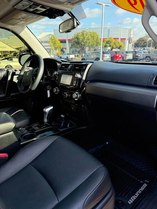 2019 Toyota 4Runner 5th Gen - Image 6 of 11