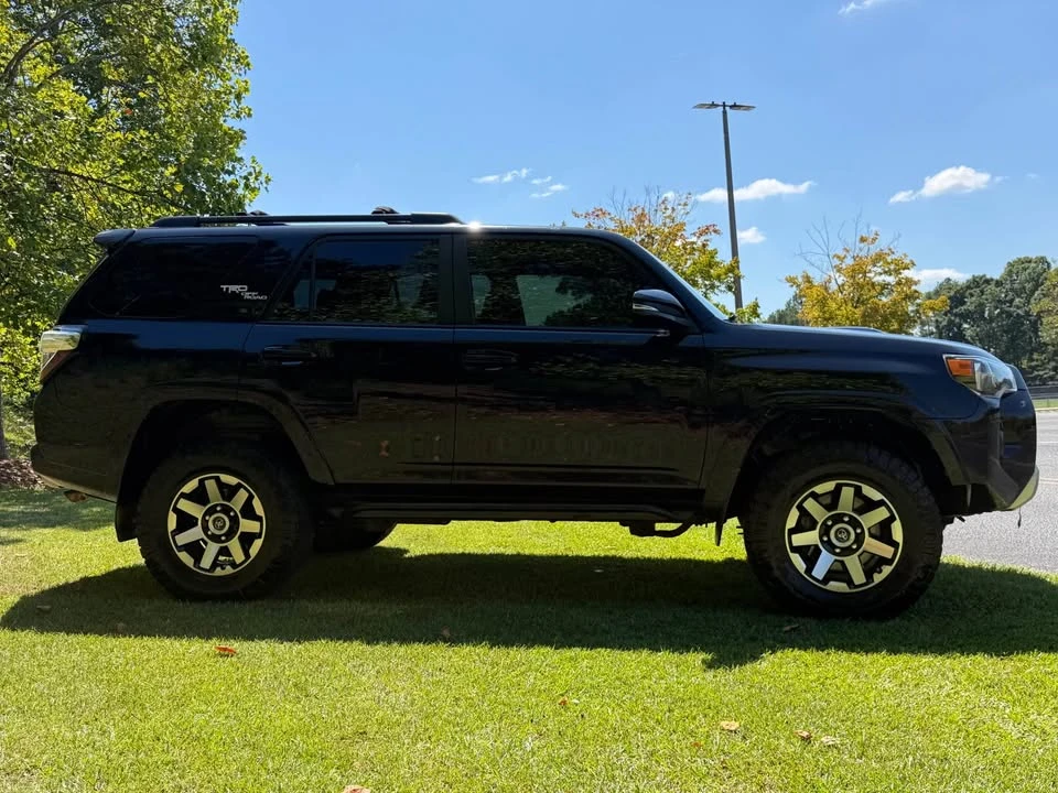2019 Toyota 4Runner 5th Gen - Image 8 of 20