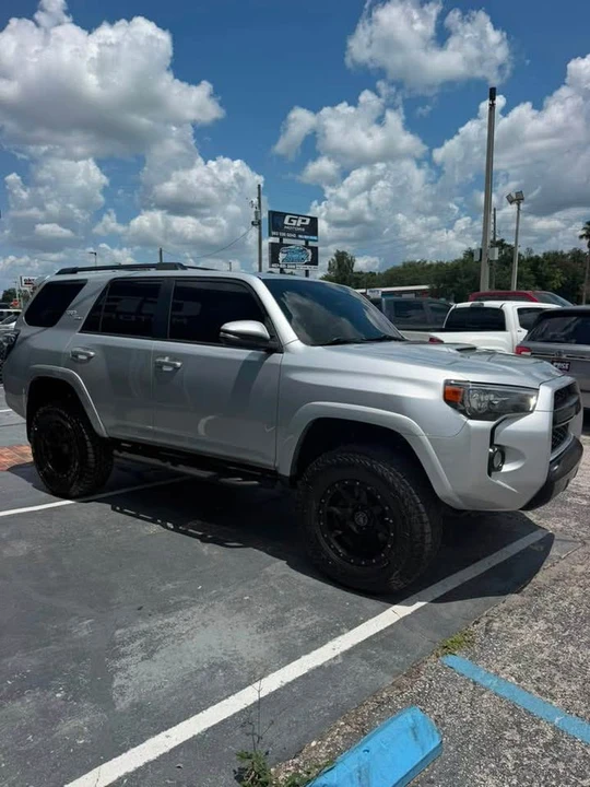 2019 Toyota 4Runner 5th Gen - Image 2 of 20