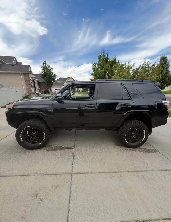 2019 Toyota 4Runner 5th Gen - Image 2 of 9