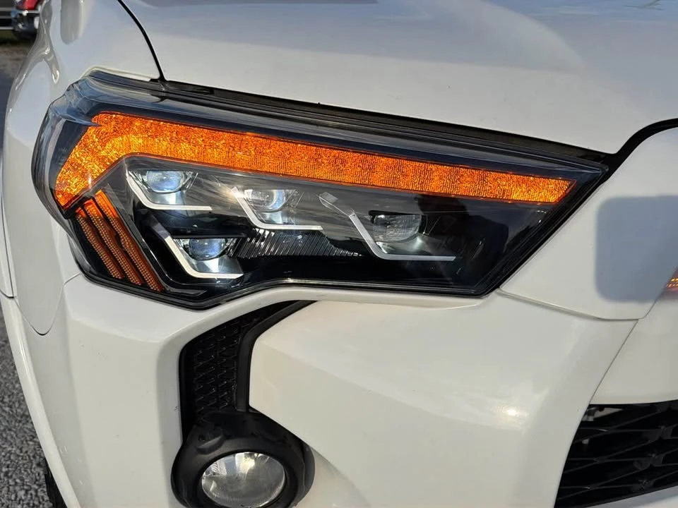 2019 Toyota 4Runner 5th Gen - Image 14 of 20