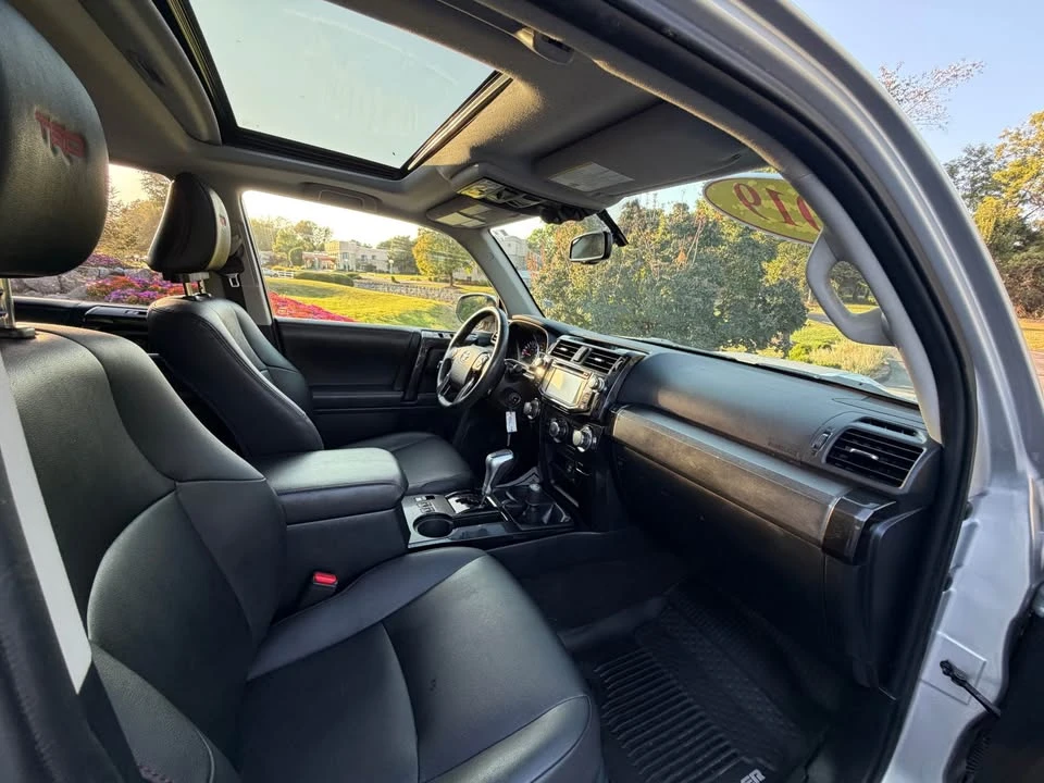 2019 Toyota 4Runner 5th Gen - Image 14 of 15