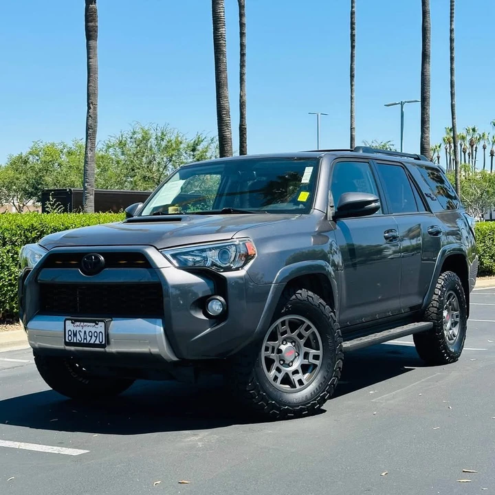 2019 Toyota 4Runner 5th Gen - Image 2 of 19