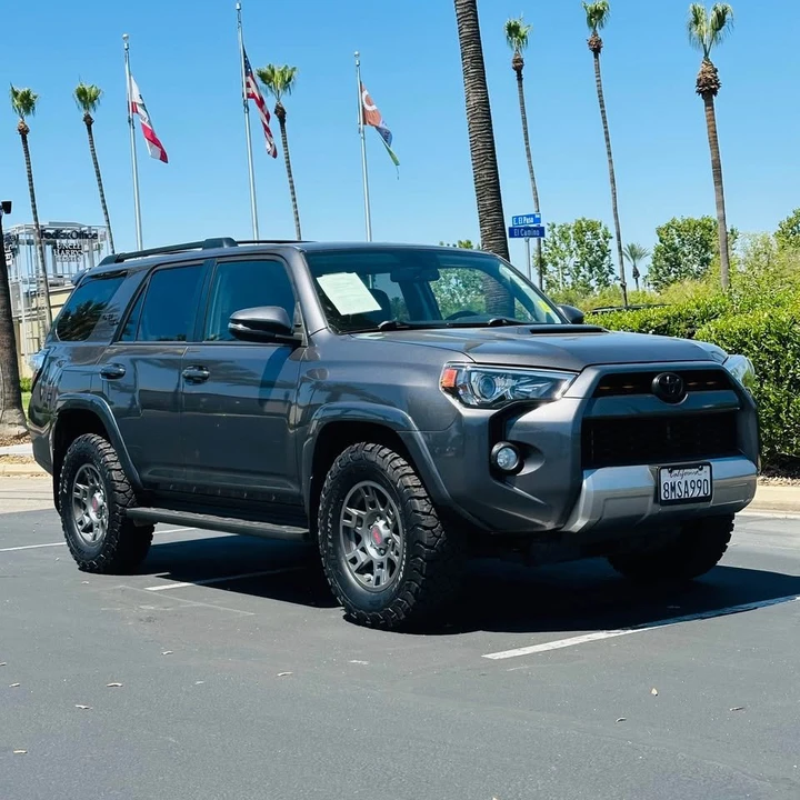 2019 Toyota 4Runner 5th Gen - Image 8 of 19