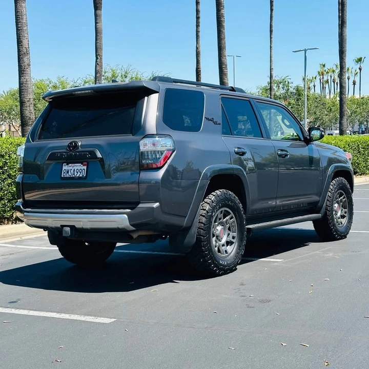 2019 Toyota 4Runner 5th Gen - Image 6 of 19