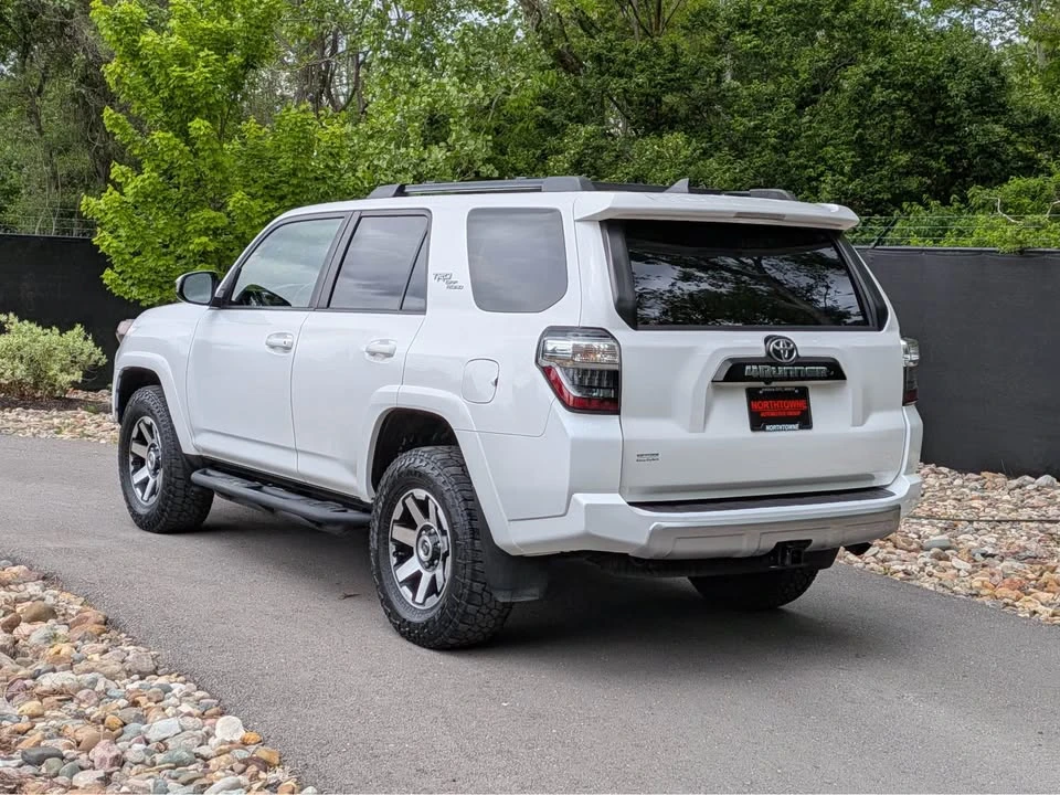 2019 Toyota 4Runner 5th Gen - Image 3 of 17