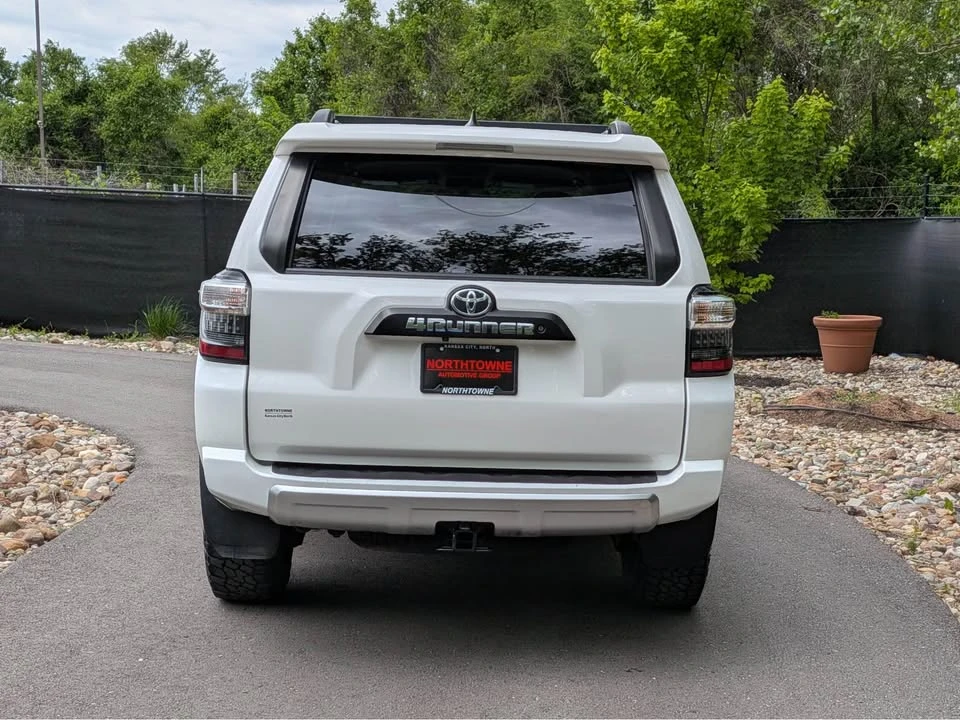 2019 Toyota 4Runner 5th Gen - Image 4 of 17