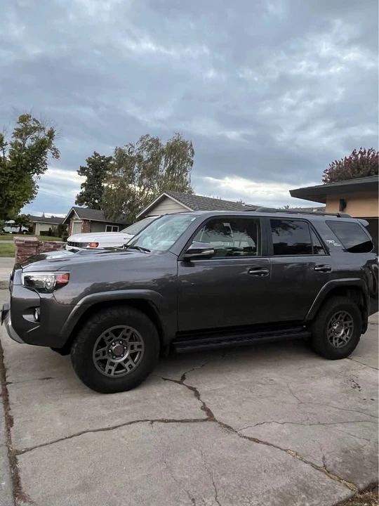 2019 Toyota 4Runner 5th Gen - Image 9 of 9
