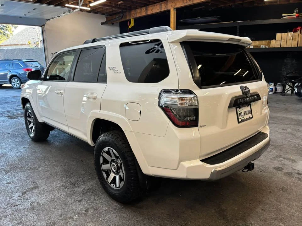 2019 Toyota 4Runner 5th Gen - Image 4 of 16